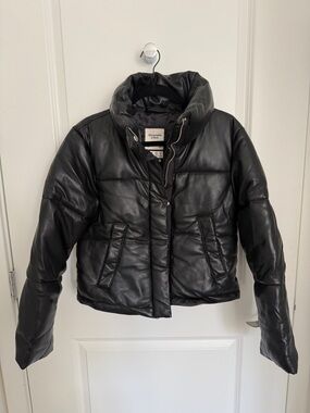 Abercrombie & Fitch Black Puffer Leather-Style Jacket
